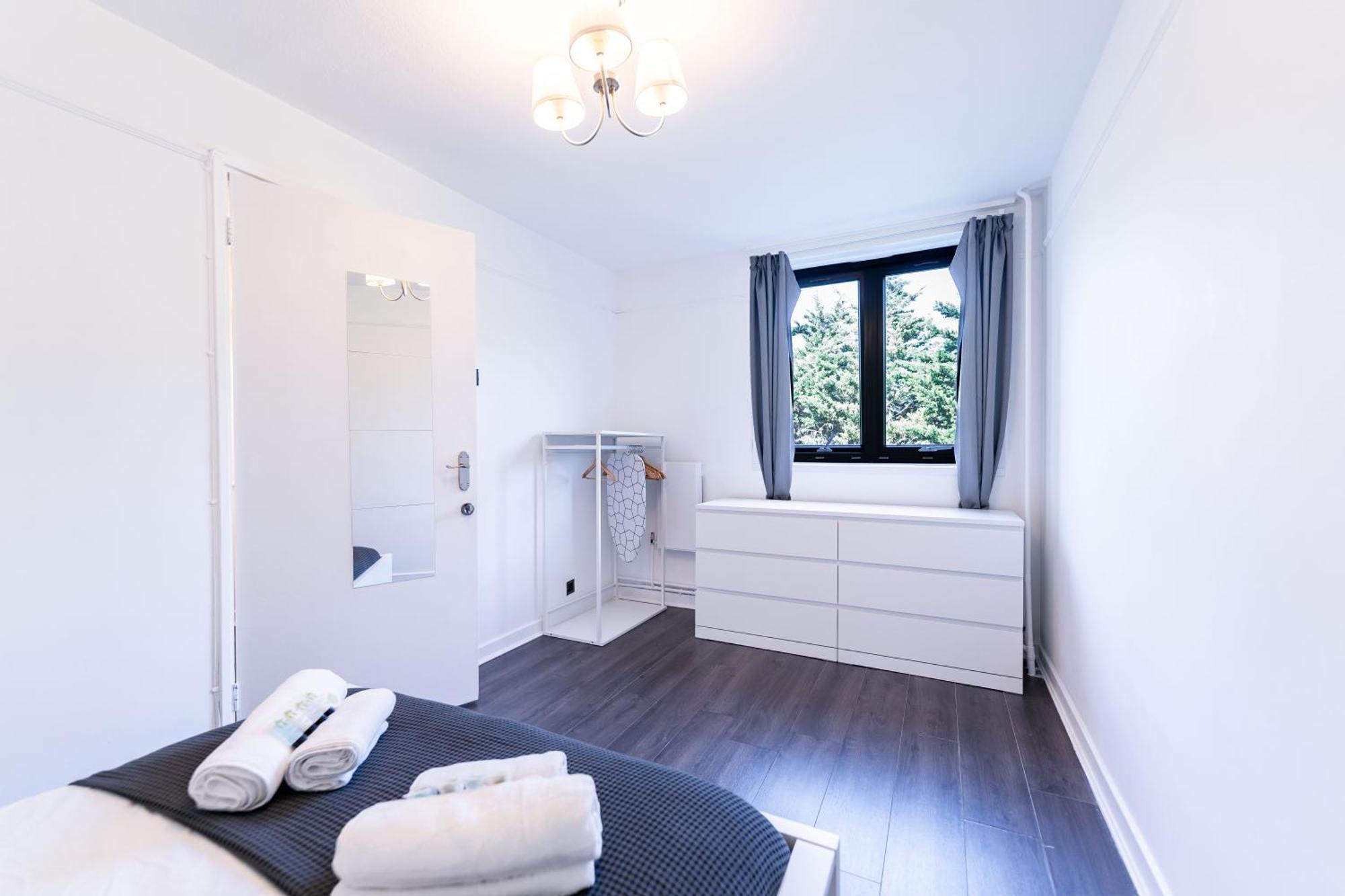 Luxury 3 Bedroom Flat With Balcony In Westbourne Park Londra Esterno foto